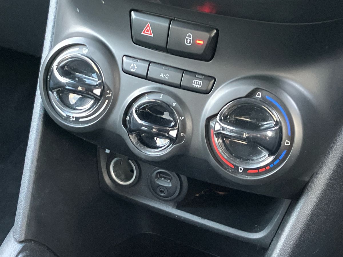 Used Peugeot 208 2018 for sale - 76931806: Photo 12