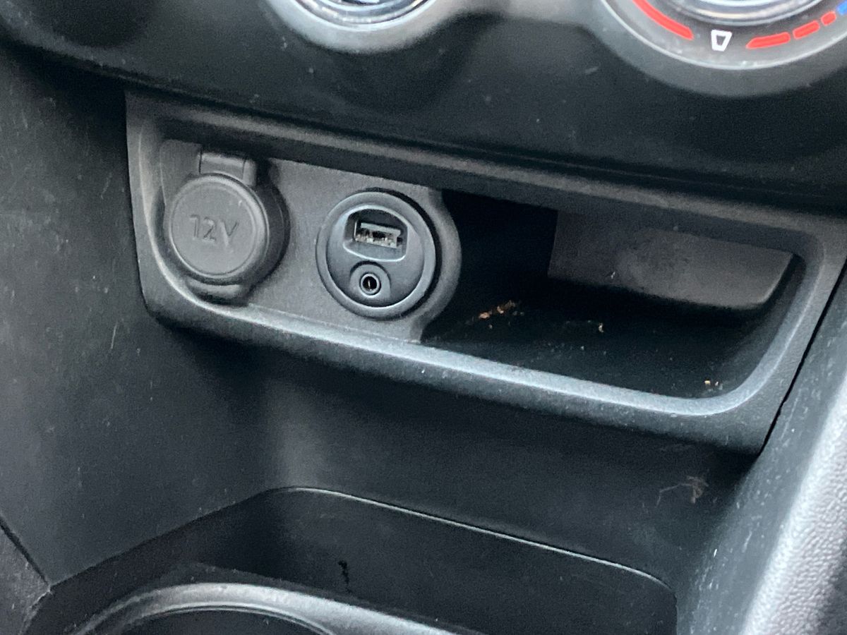 Used Peugeot 208 2018 for sale - 76931806: Photo 27