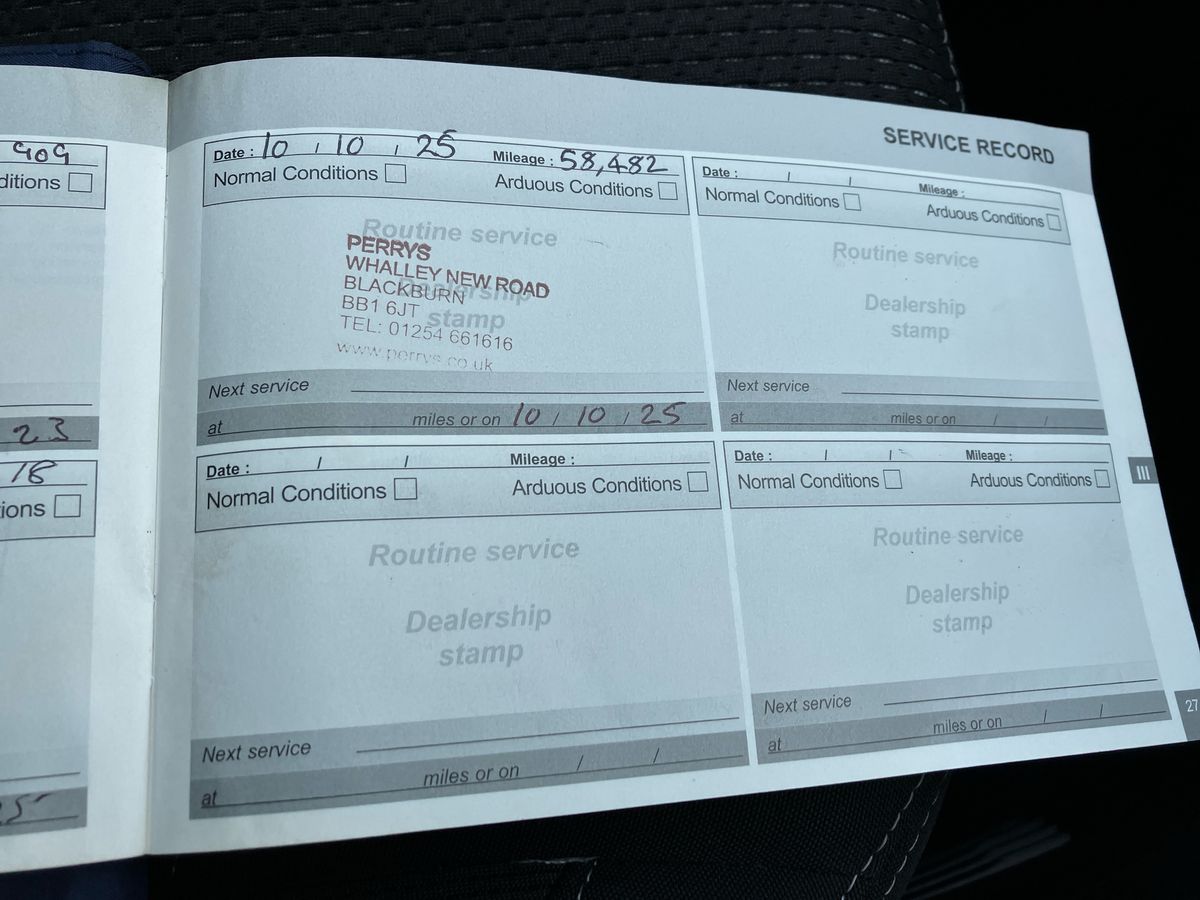 Used Peugeot 208 2018 for sale - 76931806: Photo 30