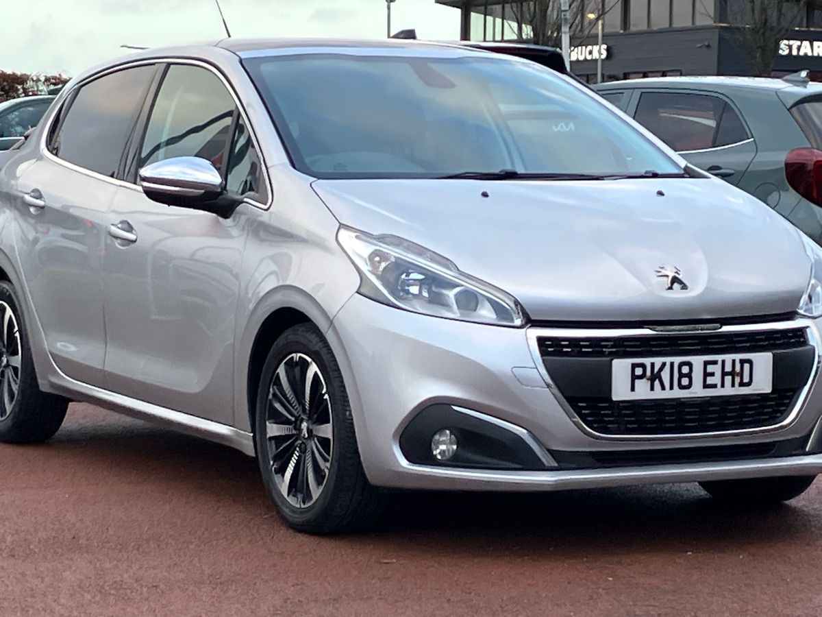 Used Peugeot 208 2018 for sale - 76931806: Photo 33