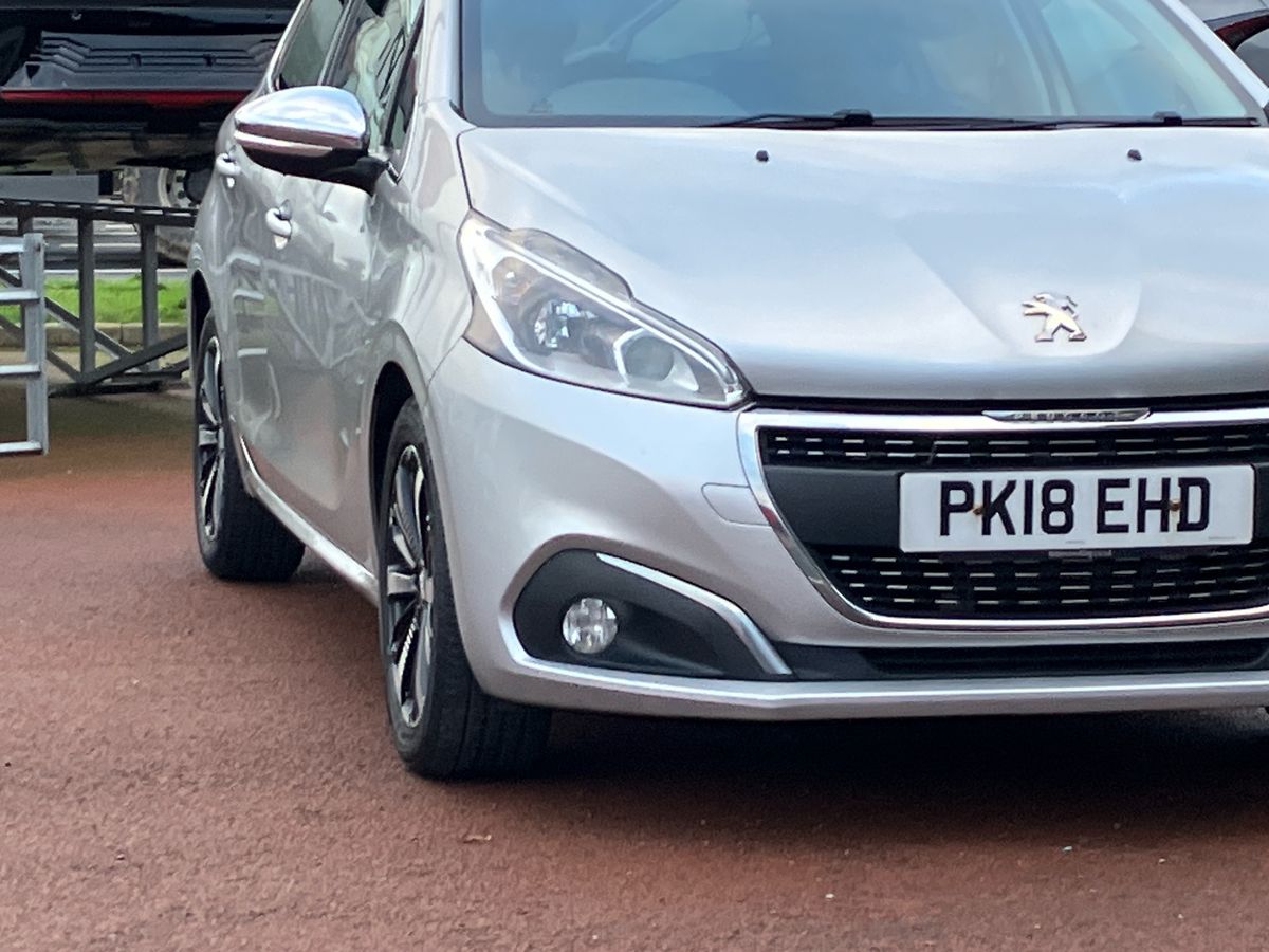 Used Peugeot 208 2018 for sale - 76931806: Photo 34
