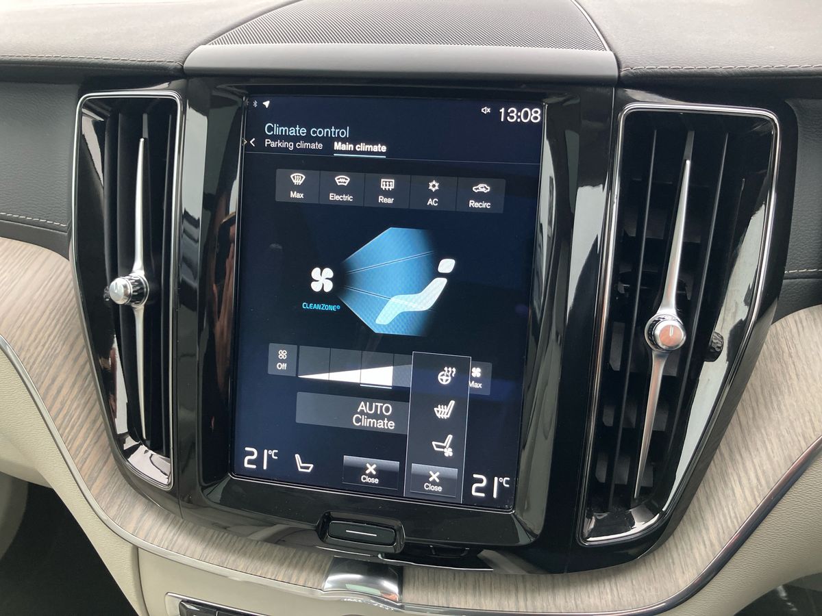 Used Volvo XC60 2017 for sale - 76158212: Photo 12