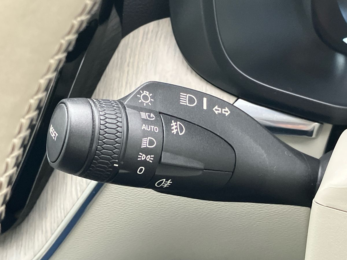 Used Volvo XC60 2017 for sale - 76158212: Photo 26