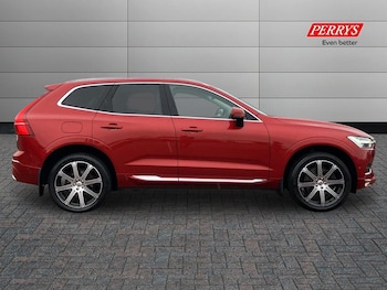 Used Volvo XC60 2017 for sale - 76158212: Photo