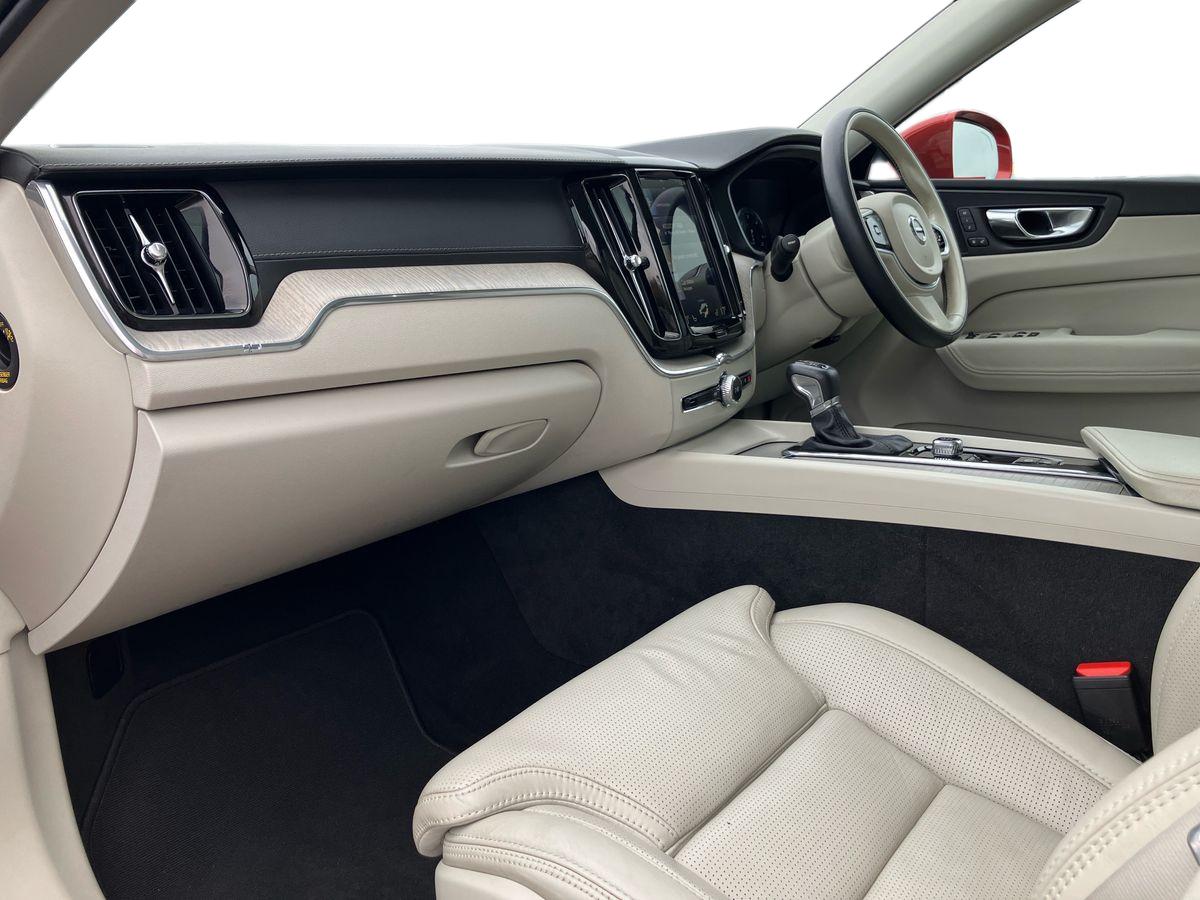 Used Volvo XC60 2017 for sale - 76158212: Photo 6