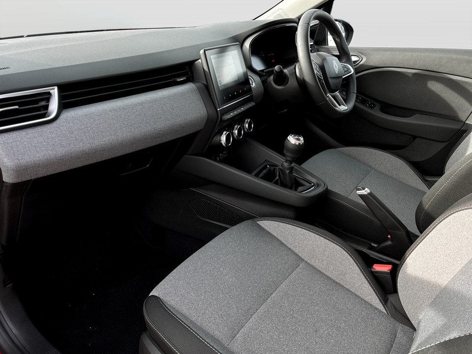 Used Renault Clio 2025 for sale - 77529537: Photo 17