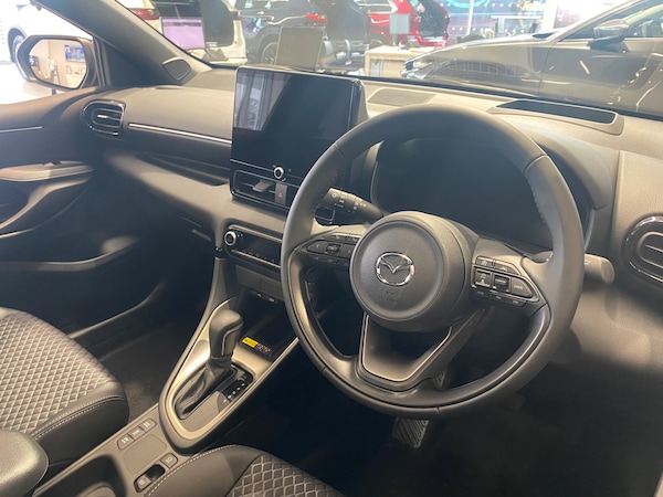 Used Mazda Mazda2 HYBRID 2025 for sale - 76220050: Photo 13
