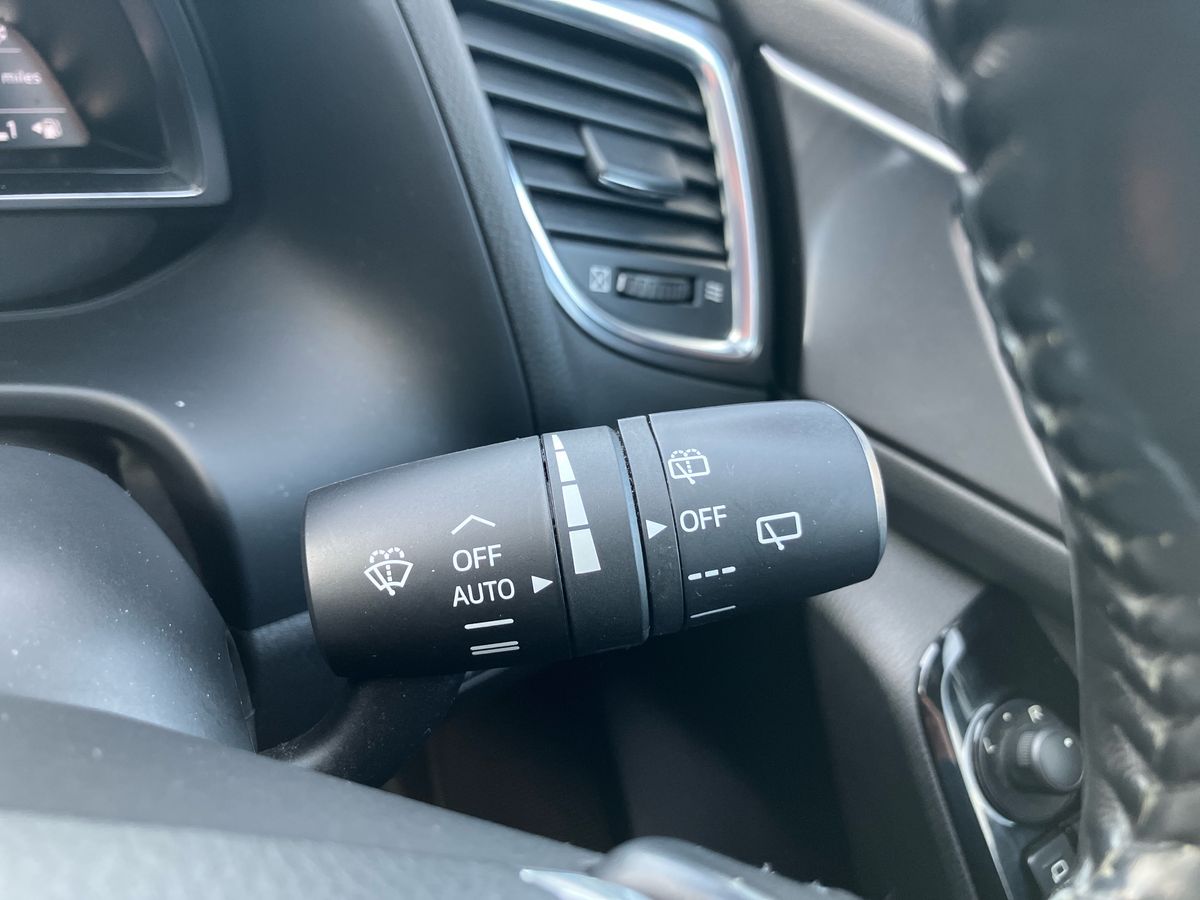 Used Mazda Mazda3 2017 for sale - 76436796: Photo 31