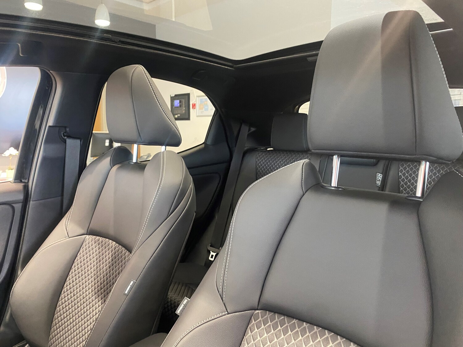 Used Mazda Mazda2 HYBRID 2025 for sale - 76230600: Photo 10