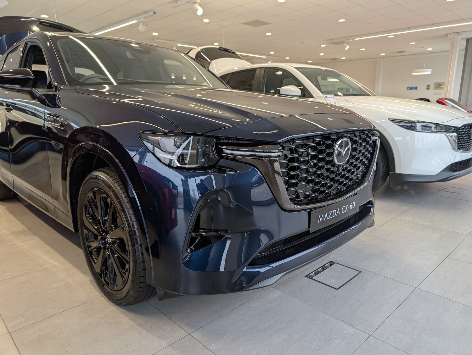 Used Mazda CX-60 2025 for sale - 76230606: Photo 1