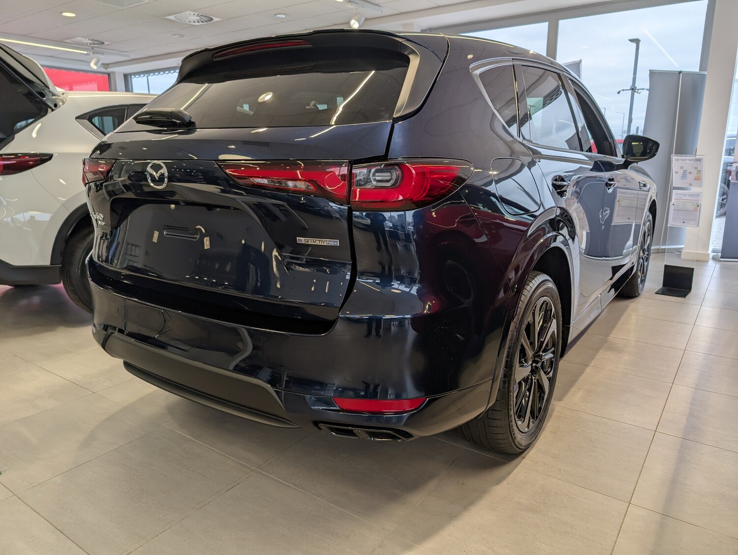 Used Mazda CX-60 2025 for sale - 76230606: Photo 4