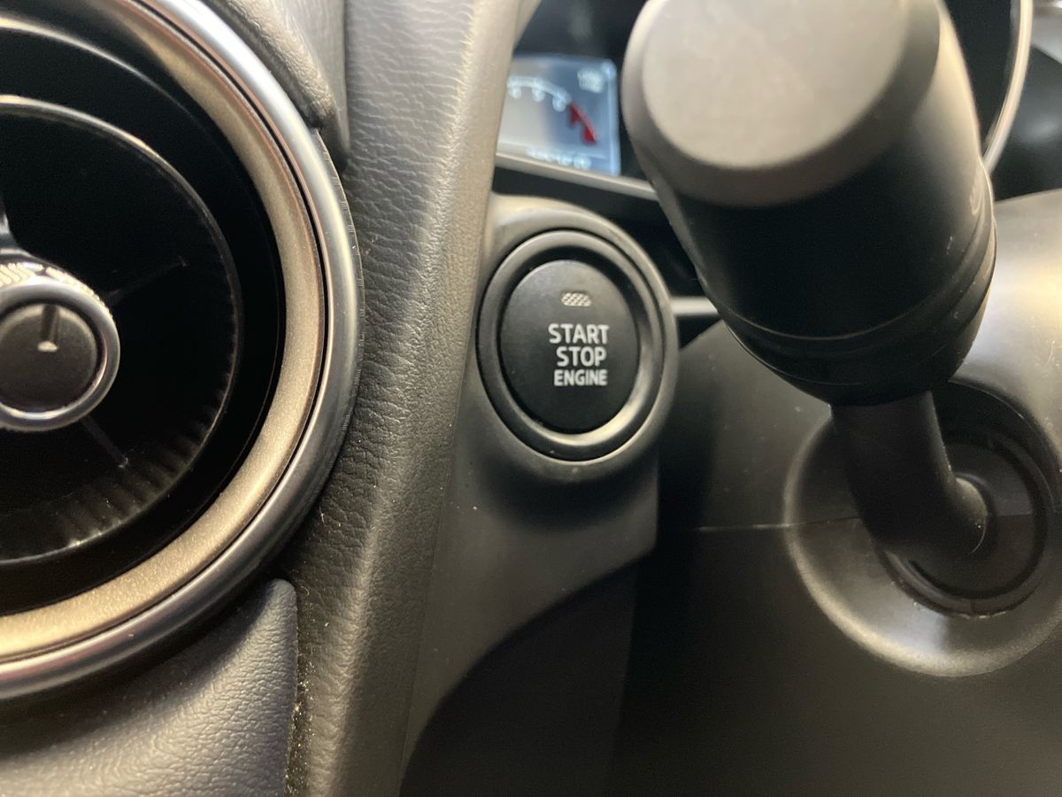 Used Mazda Mazda2 2023 for sale - 76128129: Photo 34