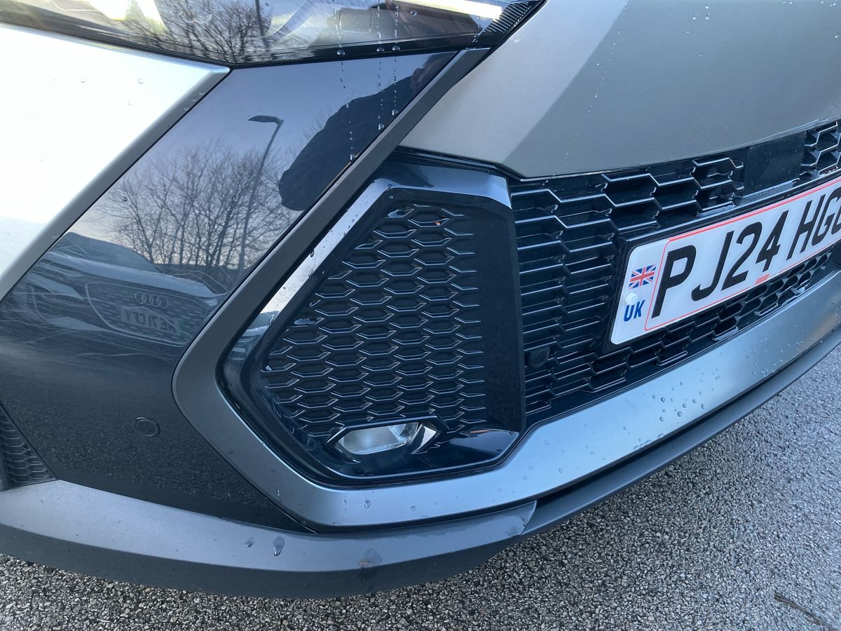 Used Toyota C-HR 2024 for sale - 77125298: Photo 27