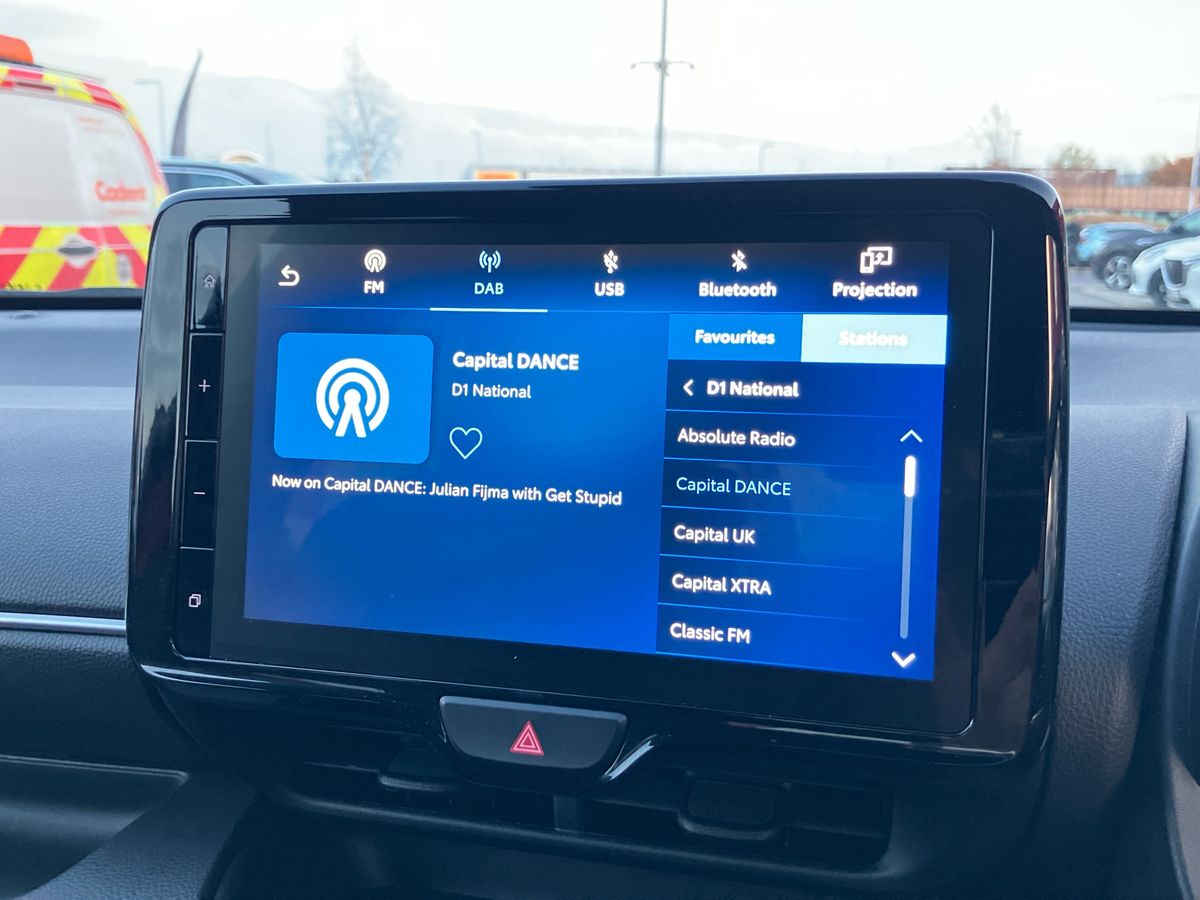 Used Mazda Mazda2 HYBRID 2024 for sale - 76491191: Photo 21