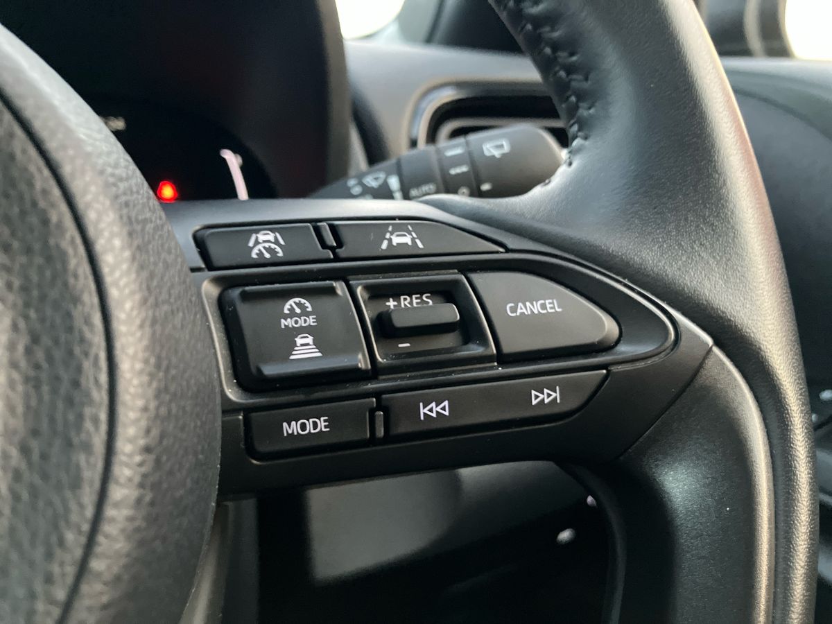 Used Mazda Mazda2 HYBRID 2024 for sale - 76491191: Photo 25