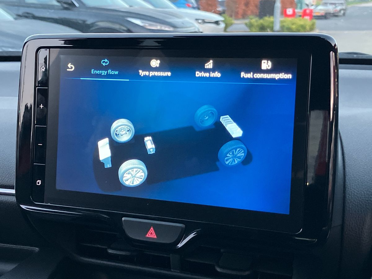 Used Mazda Mazda2 HYBRID 2024 for sale - 76491191: Photo 36