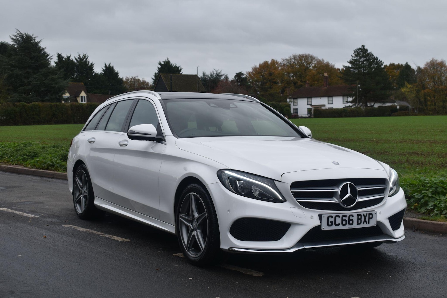 Used Mercedes-Benz C Class 2016 for sale - 76550976: Photo 3