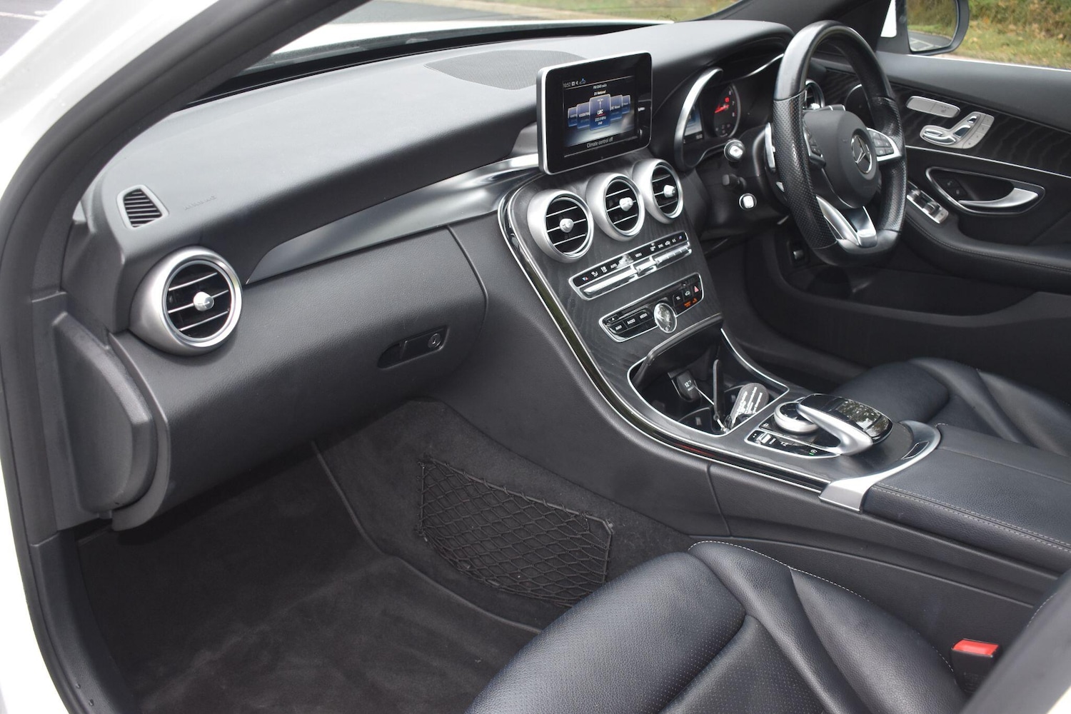 Used Mercedes-Benz C Class 2016 for sale - 76550976: Photo 7