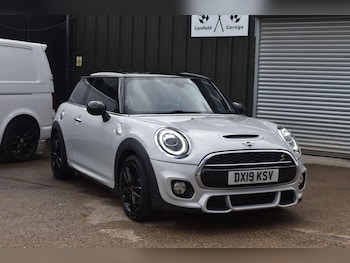 Used MINI Hatch 2019 for sale - 75789574: Photo