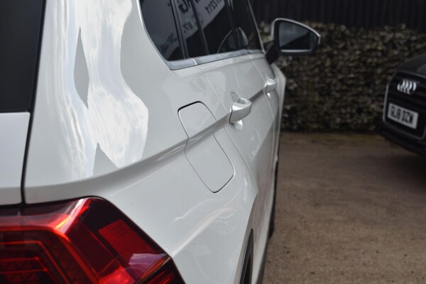 Used Volkswagen Tiguan 2017 for sale - 75635322: Photo 20