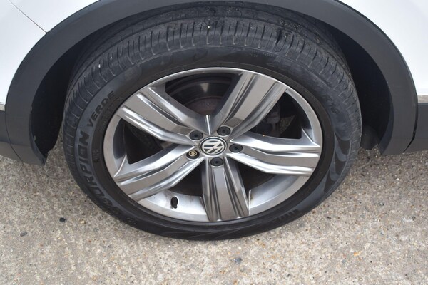 Used Volkswagen Tiguan 2017 for sale - 75635322: Photo 43