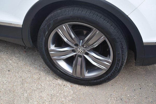 Used Volkswagen Tiguan 2017 for sale - 75635322: Photo 44