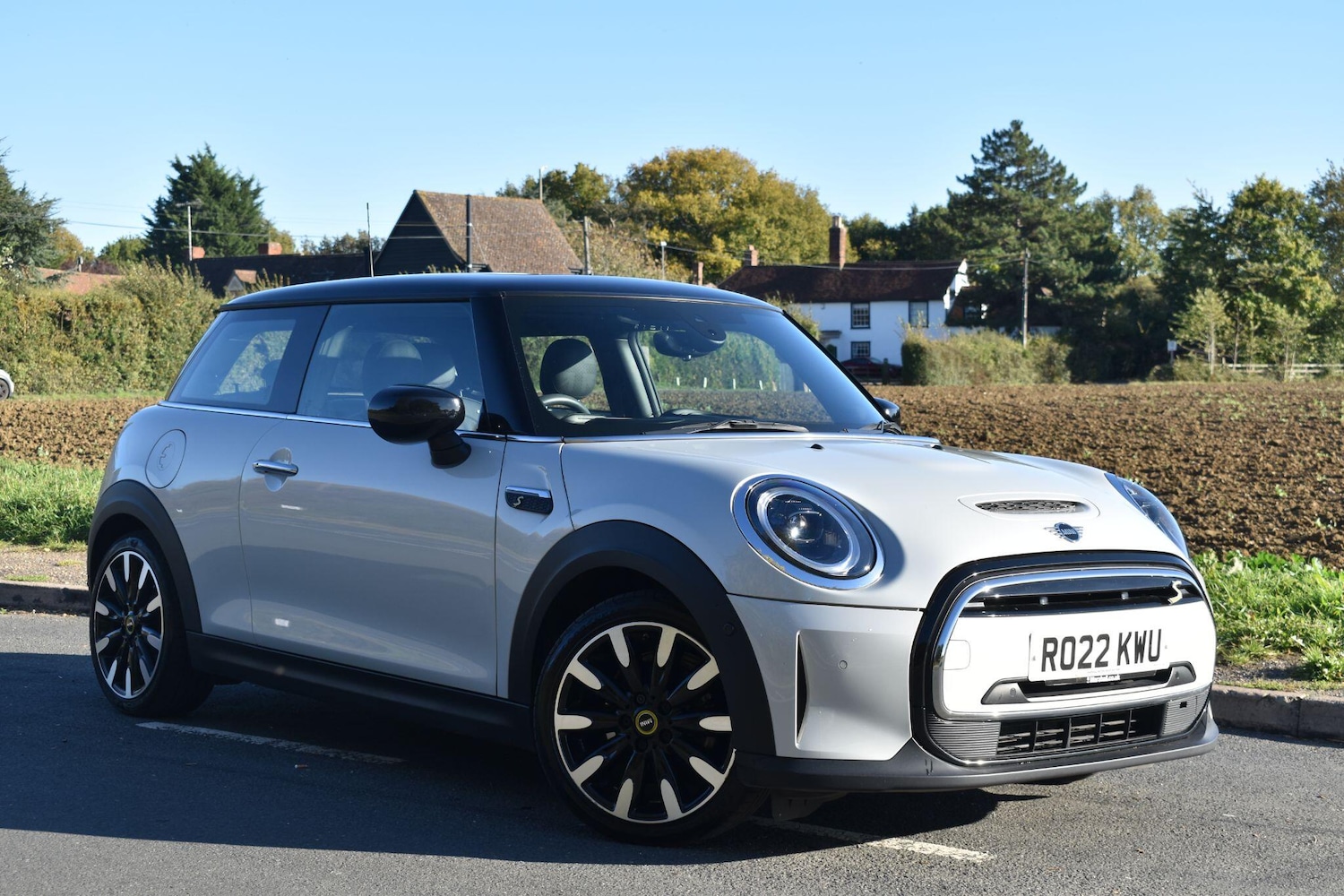 Used MINI Electric Hatch 2022 for sale - 76189331: Photo 1