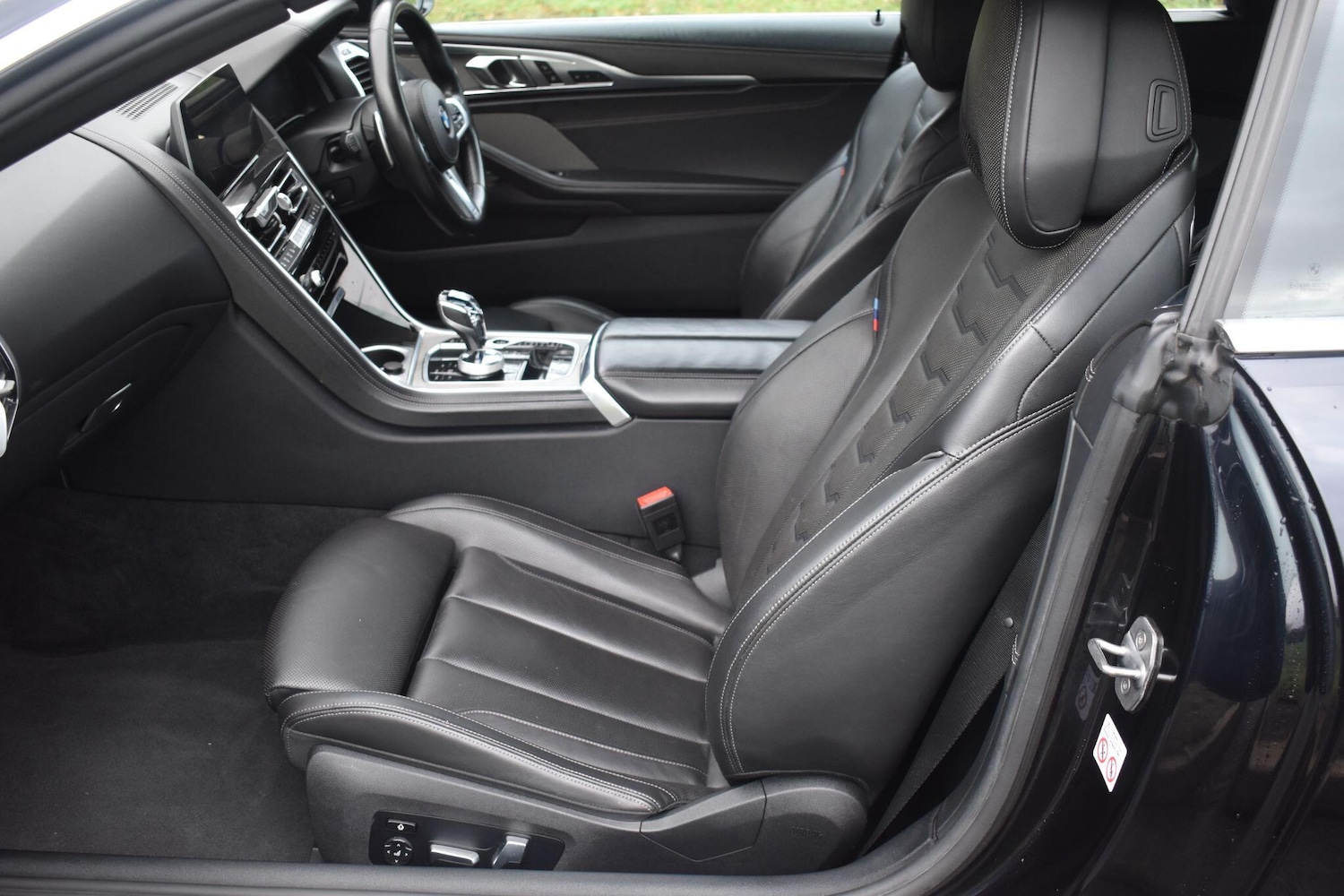 Used BMW 8 Series 2019 for sale - 76550319: Photo 7