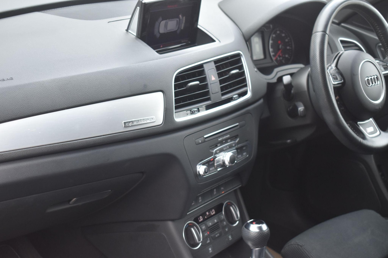 Used Audi Q3 2018 for sale - 76431968: Photo 9