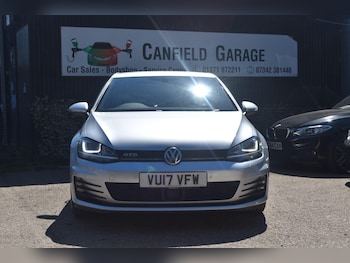 Used Volkswagen Golf 2017 for sale - 75354468: Photo