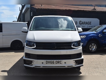 Used Volkswagen Transporter 2017 for sale - 75354467: Photo