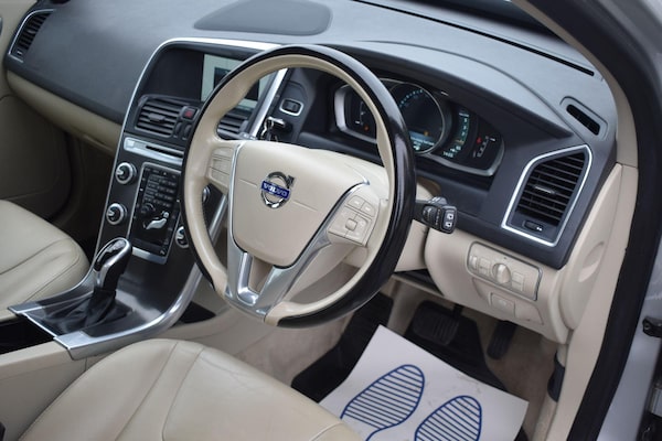 Used Volvo XC60 2015 for sale - 76306180: Photo 22