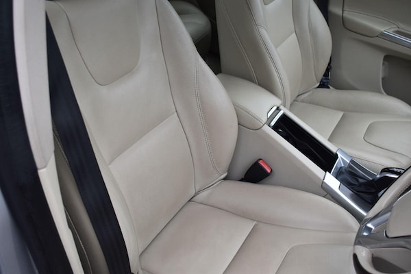 Used Volvo XC60 2015 for sale - 76306180: Photo 23