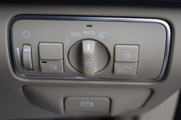 Used Volvo XC60 2015 for sale - 76306180: Photo 35