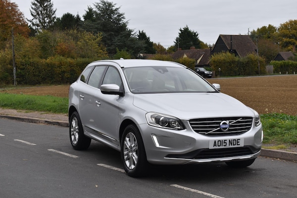 Used Volvo XC60 2015 for sale - 76306180: Photo 3