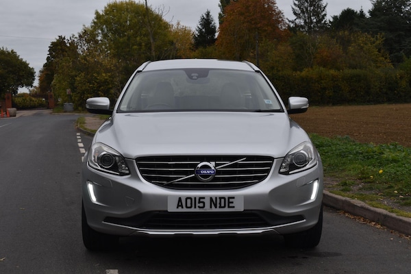 Used Volvo XC60 2015 for sale - 76306180: Photo 4