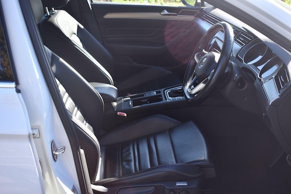 Used Volkswagen Passat 2020 for sale - 76189810: Photo 12
