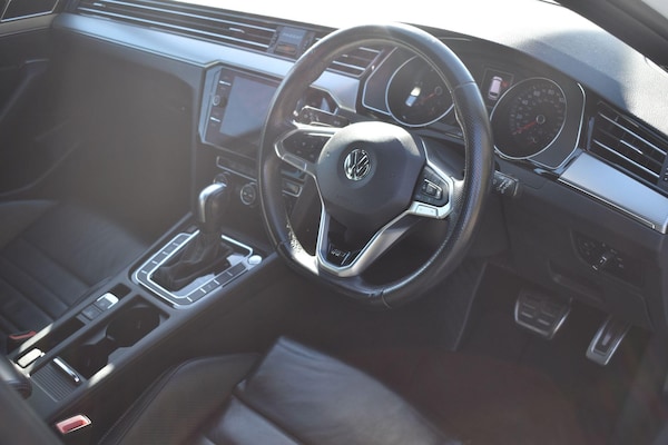 Used Volkswagen Passat 2020 for sale - 76189810: Photo 13