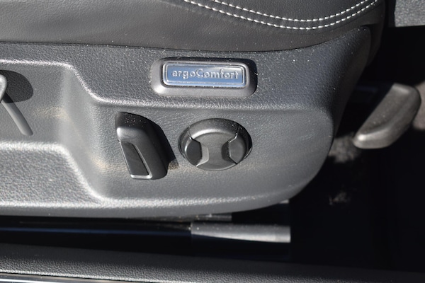 Used Volkswagen Passat 2020 for sale - 76189810: Photo 33