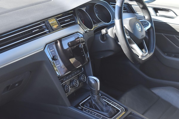 Used Volkswagen Passat 2020 for sale - 76189810: Photo 9