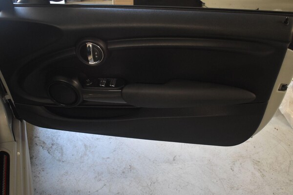 Used MINI Convertible 2019 for sale - 75354472: Photo 22