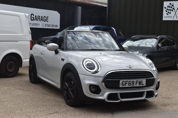 Used MINI Convertible 2019 for sale - 75354472: Photo 2