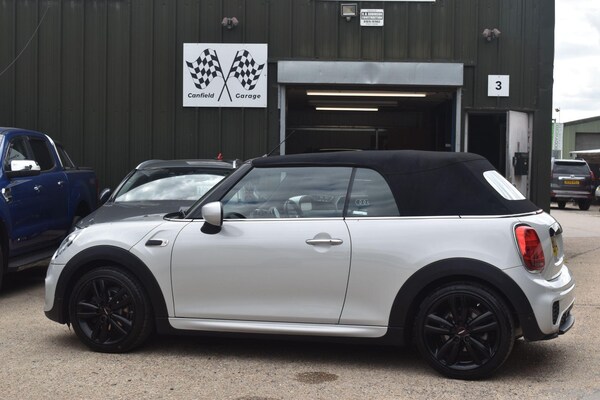 Used MINI Convertible 2019 for sale - 75354472: Photo 5
