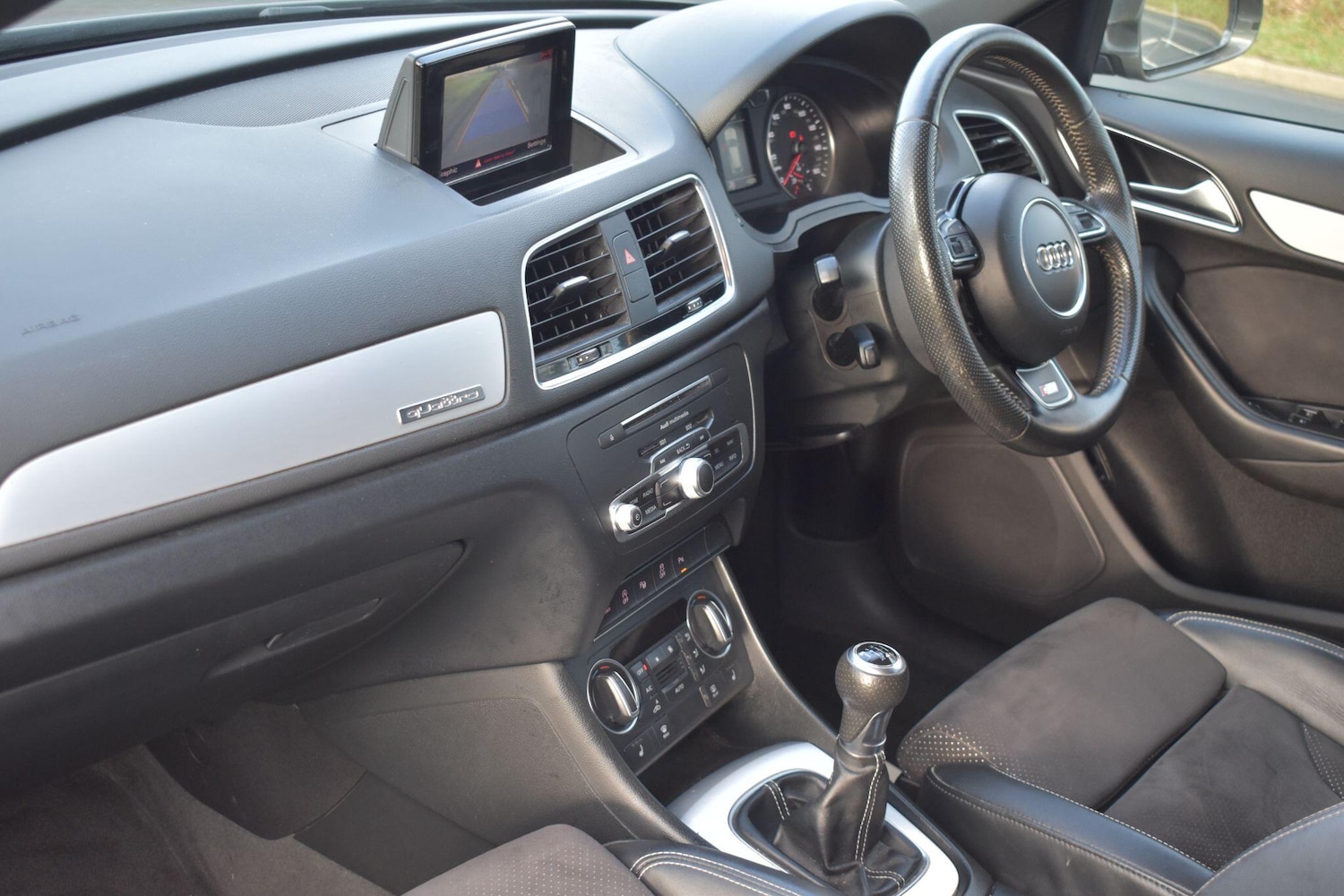 Used Audi Q3 2015 for sale - 76898751: Photo 13