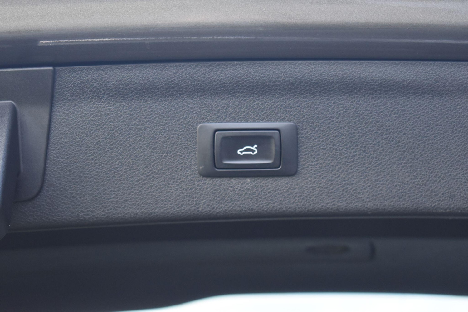 Used Audi Q3 2015 for sale - 76898751: Photo 19