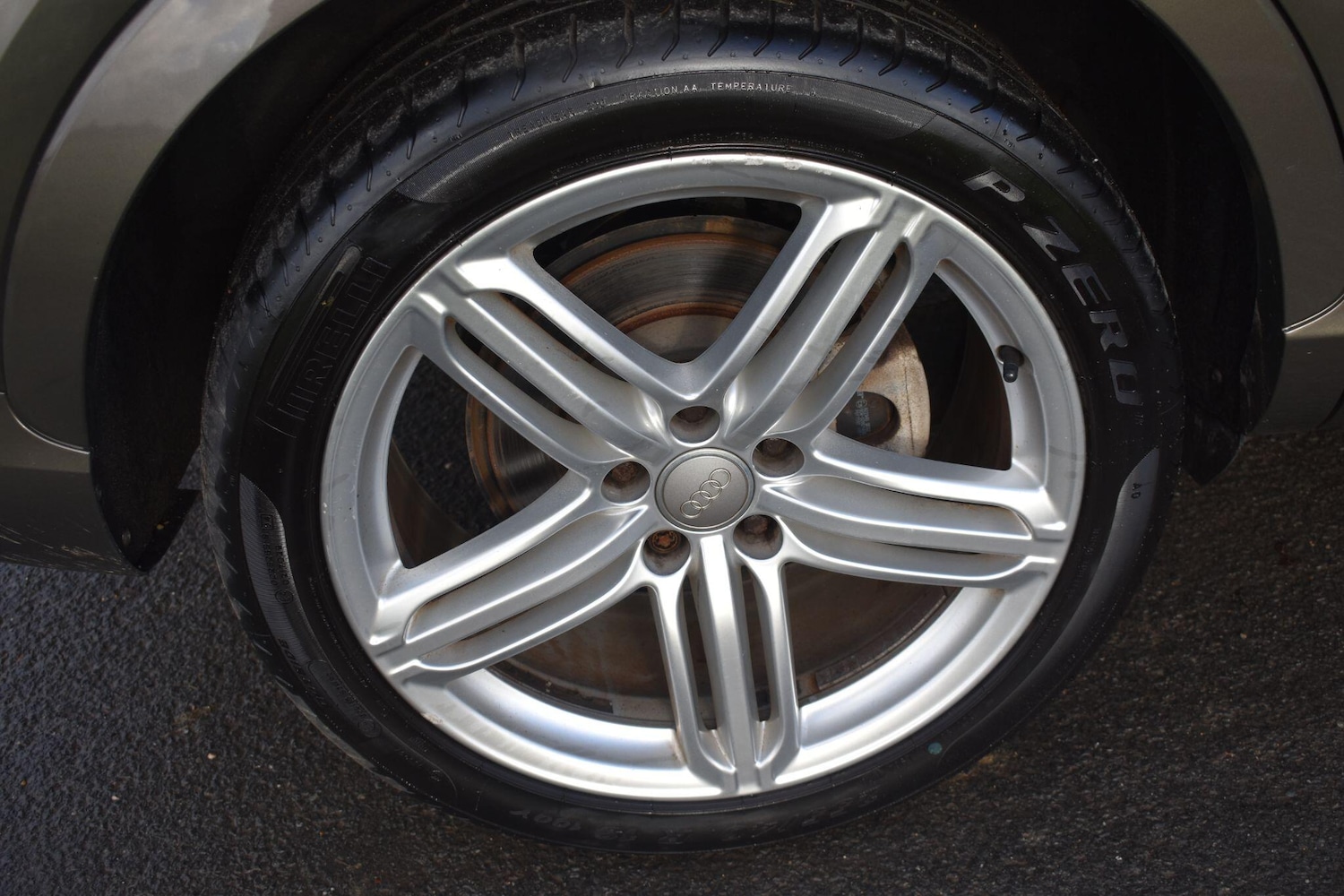 Used Audi Q3 2015 for sale - 76898751: Photo 32