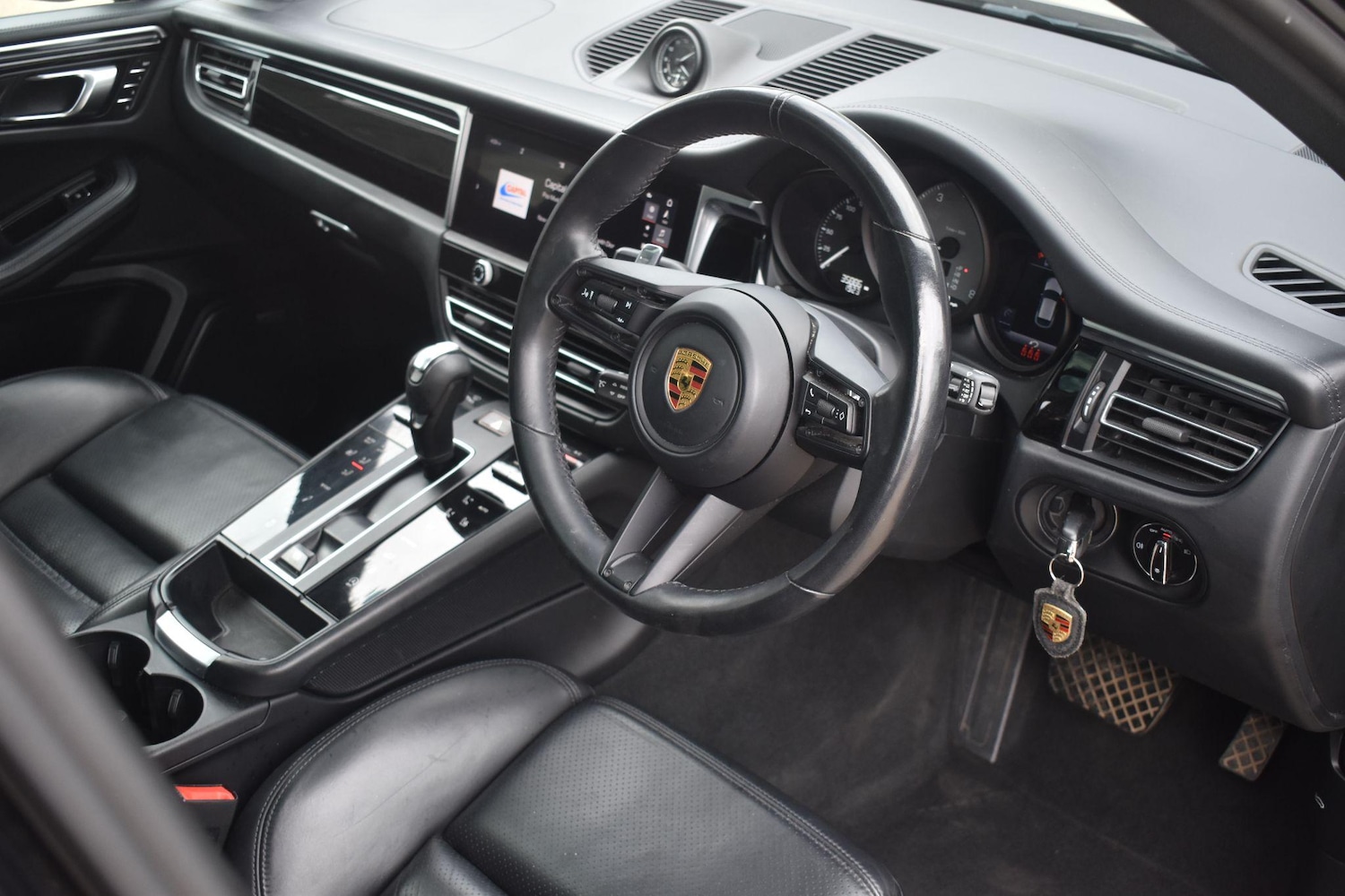 Used Porsche Macan for sale - 76976785: Photo 10