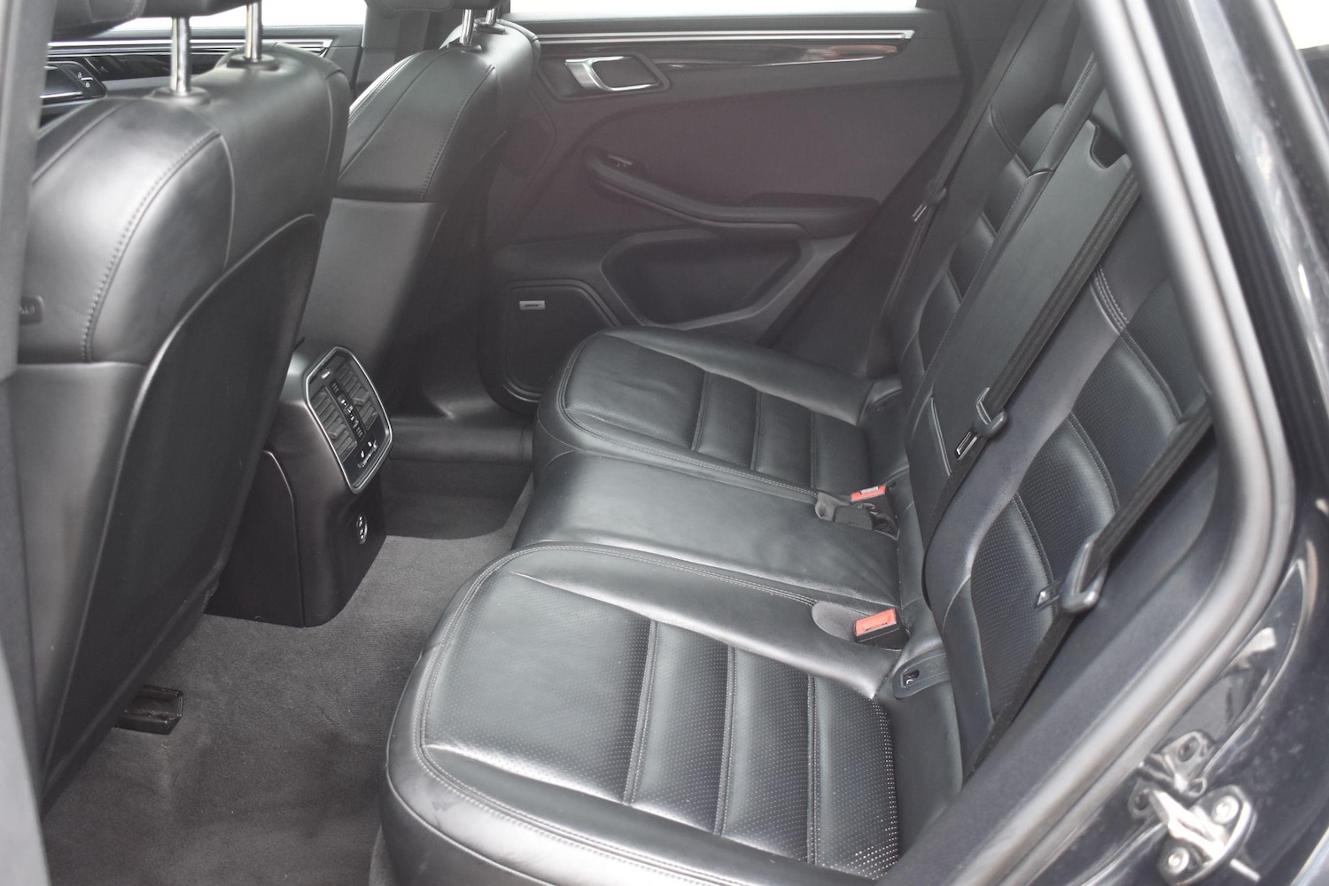 Used Porsche Macan for sale - 76976785: Photo 11