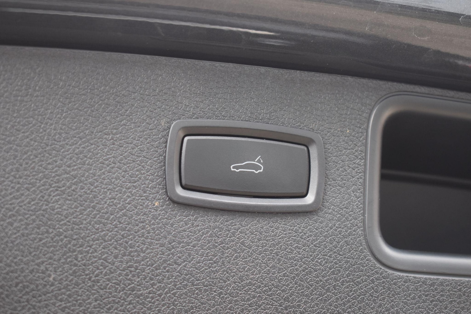 Used Porsche Macan for sale - 76976785: Photo 24