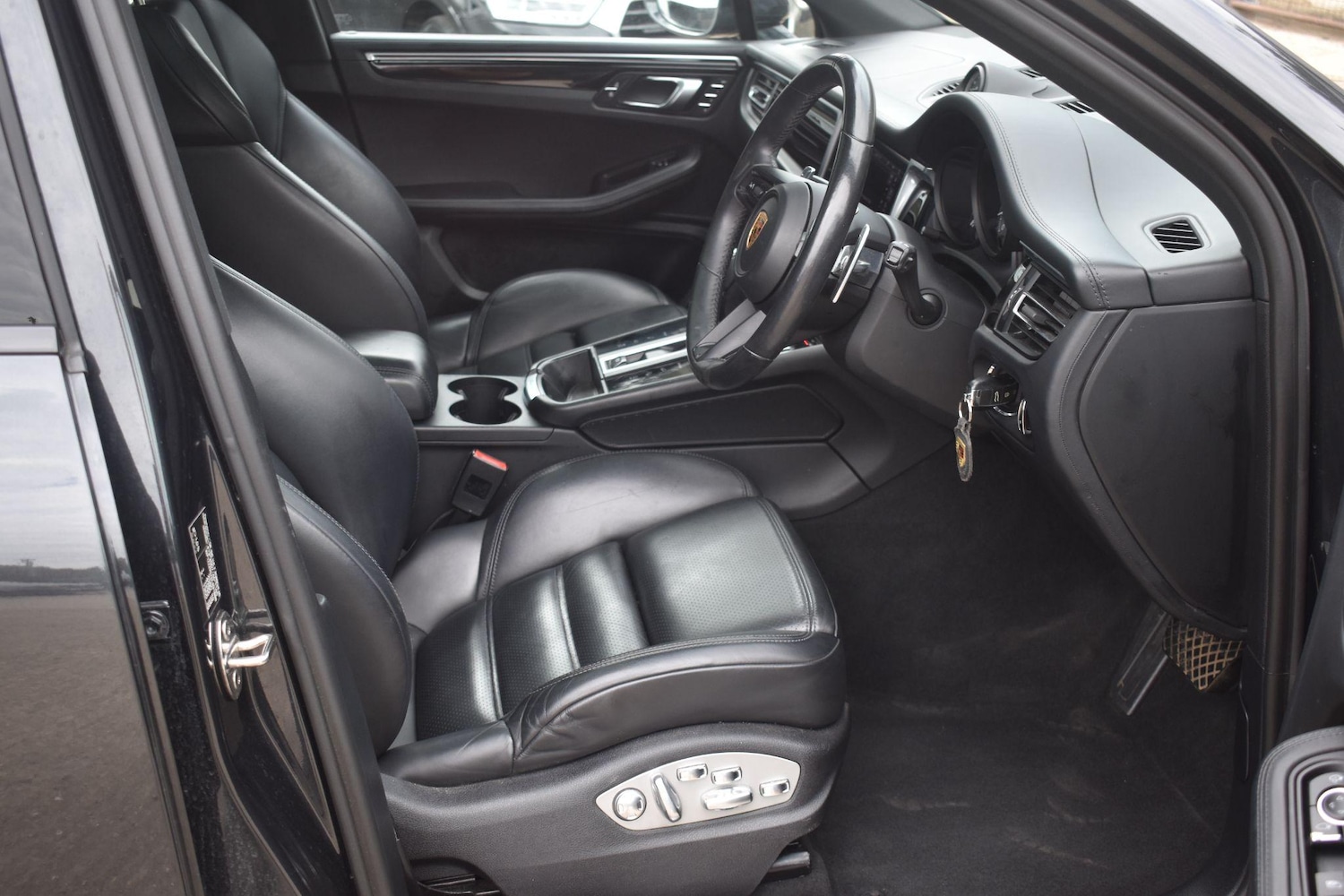 Used Porsche Macan for sale - 76976785: Photo 9